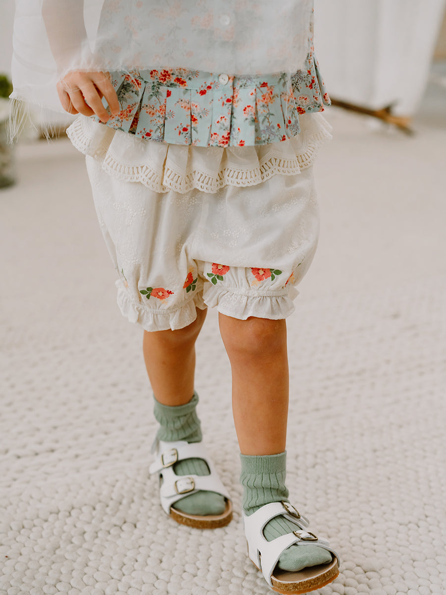Aveiro Embroidered Shorts, Almond White – view 4