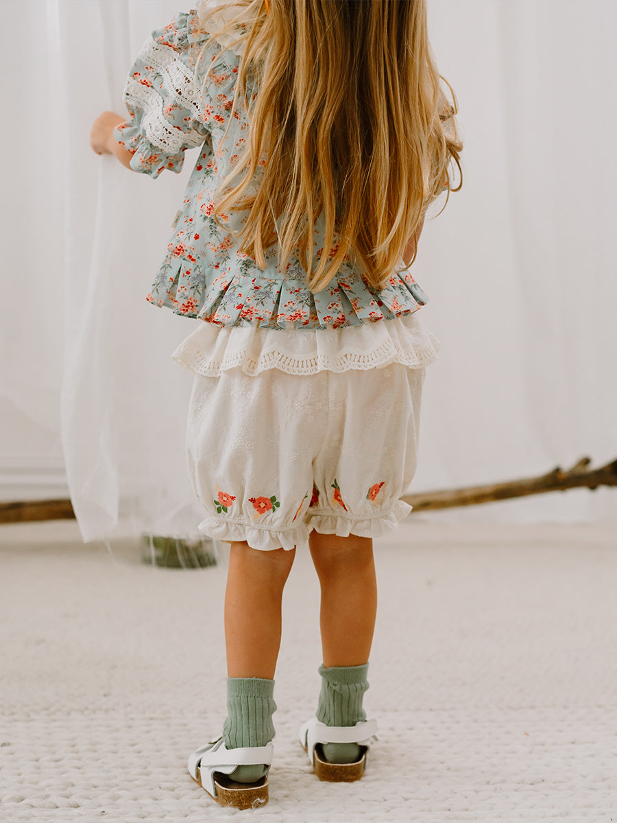 Aveiro Embroidered Shorts, Almond White – view 5