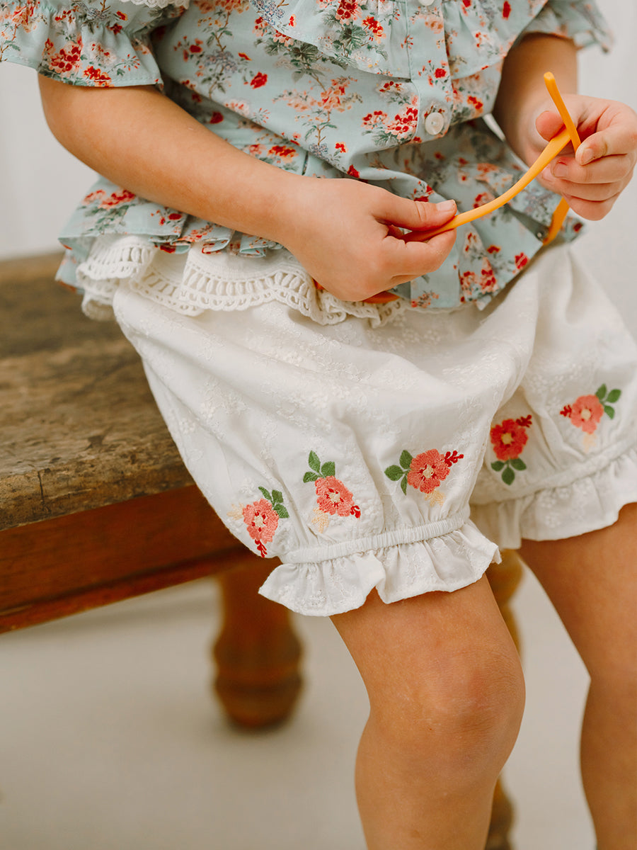 Aveiro Embroidered Shorts, Almond White – view 7