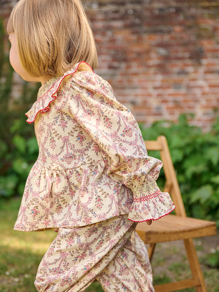 Charleston Smocked Tee, Flower Basket, Rice – view 6
