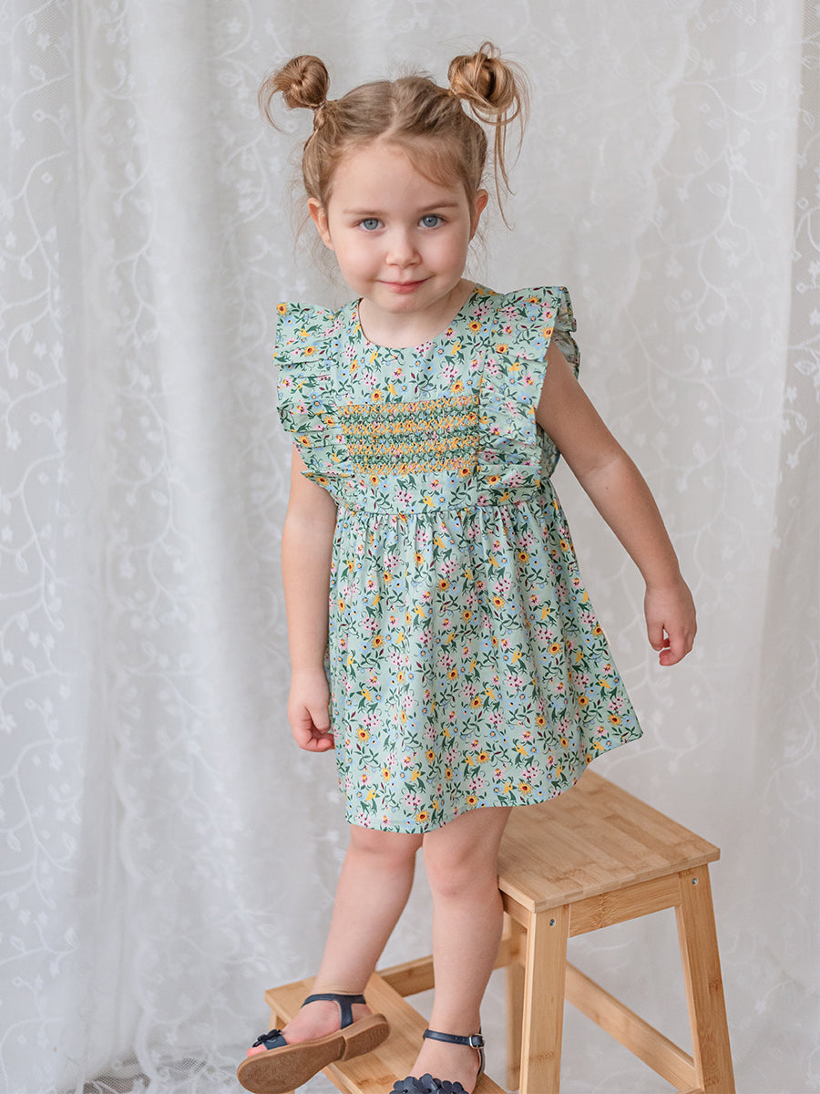 Laurel Smocked Dress， Lucy's Gardenhouse – Happyology