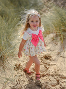 Theresa 3-Piece Floral Top T-Shirt and Bloomers Set， Ritz Bouquet – Happyology