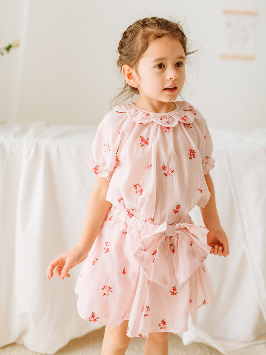 Yvonne 2-Piece Floral Blouse and Skirt Set， Embroidered Florets – view 4