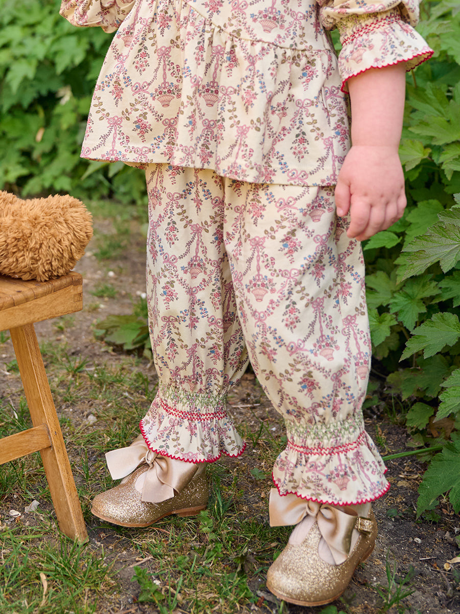 Bruges Smocked Trousers, Flower Basket, Rice – Happyology