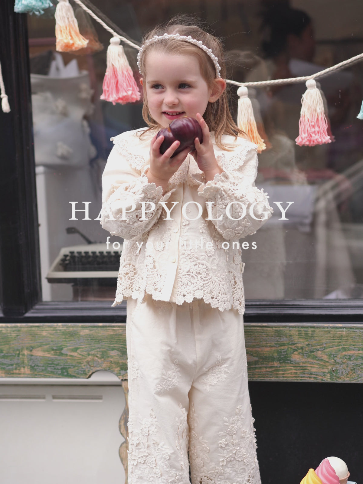 Lucerne Broderie Anglaise Blouse, Light Rose – product video